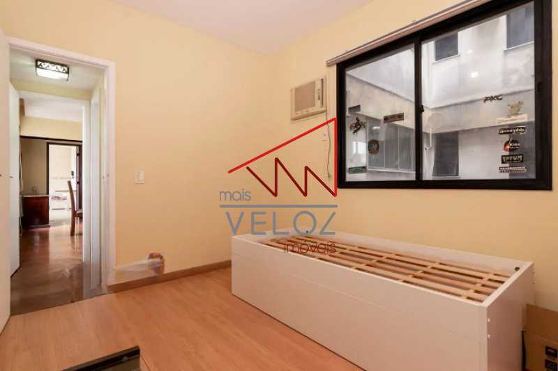 Apartamento à venda com 2 quartos, 90m² - Foto 13