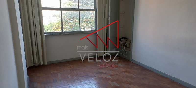 Apartamento à venda com 2 quartos, 71m² - Foto 3