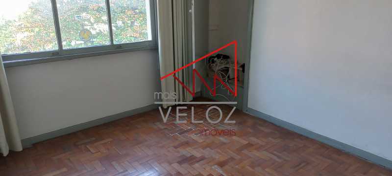 Apartamento à venda com 2 quartos, 71m² - Foto 5