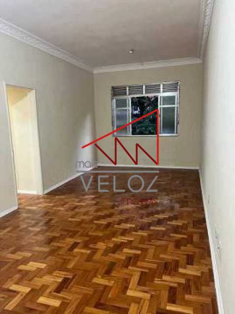 Apartamento à venda com 2 quartos, 80m² - Foto 3