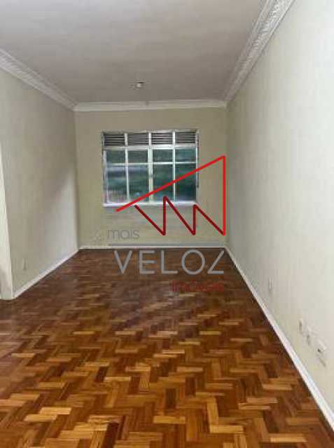 Apartamento à venda com 2 quartos, 80m² - Foto 4