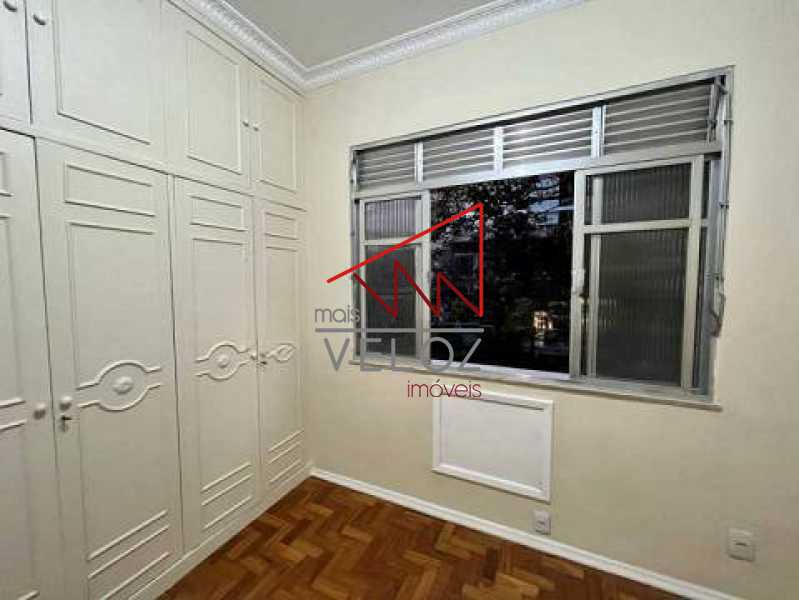 Apartamento à venda com 2 quartos, 80m² - Foto 7