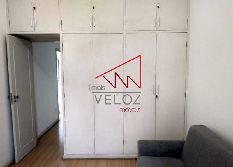 Apartamento à venda com 2 quartos, 80m² - Foto 16