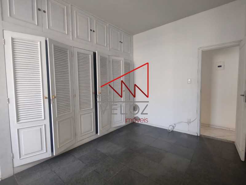 Apartamento à venda com 2 quartos, 72m² - Foto 8