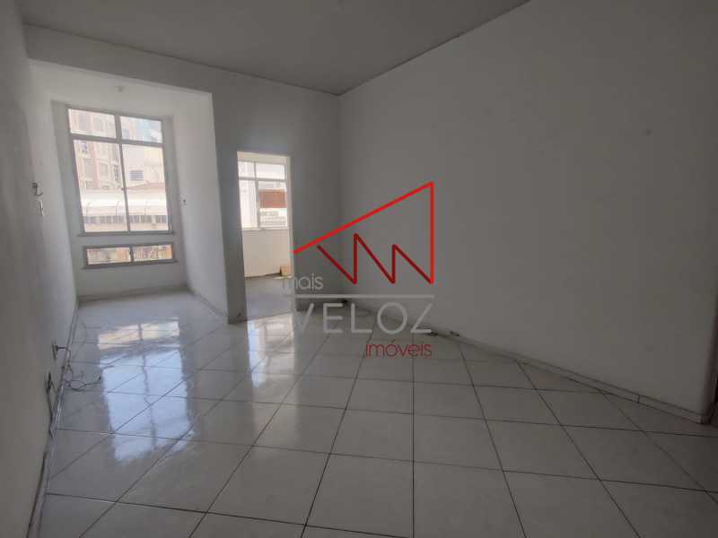 Apartamento à venda com 2 quartos, 72m² - Foto 1