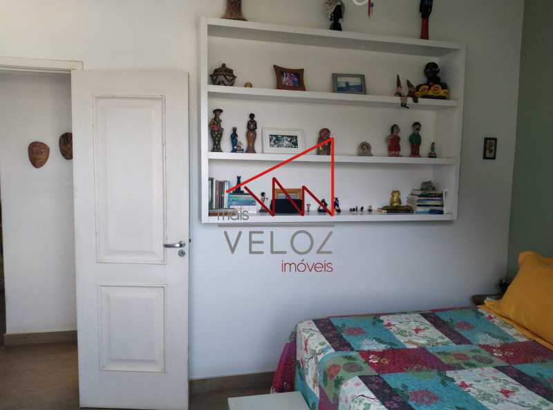 Apartamento à venda com 3 quartos, 93m² - Foto 11