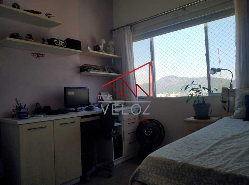 Apartamento à venda com 3 quartos, 93m² - Foto 8