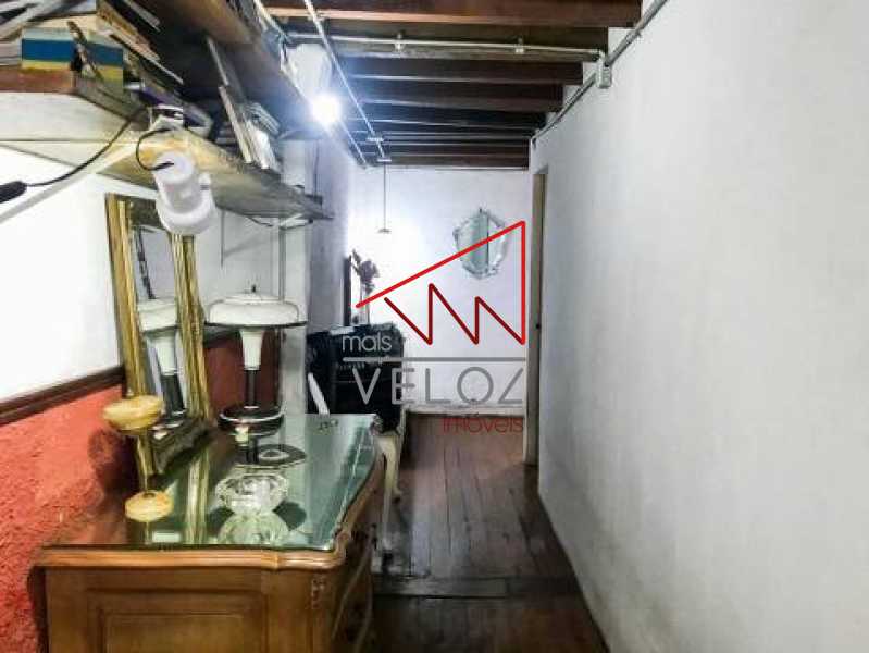 Casa à venda com 3 quartos, 201m² - Foto 13