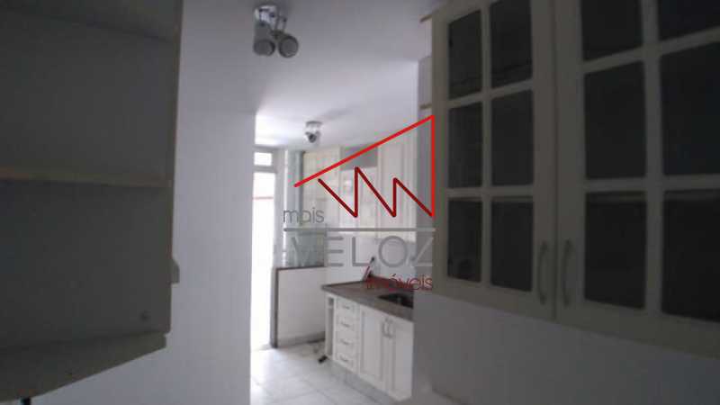 Apartamento à venda com 3 quartos, 97m² - Foto 17