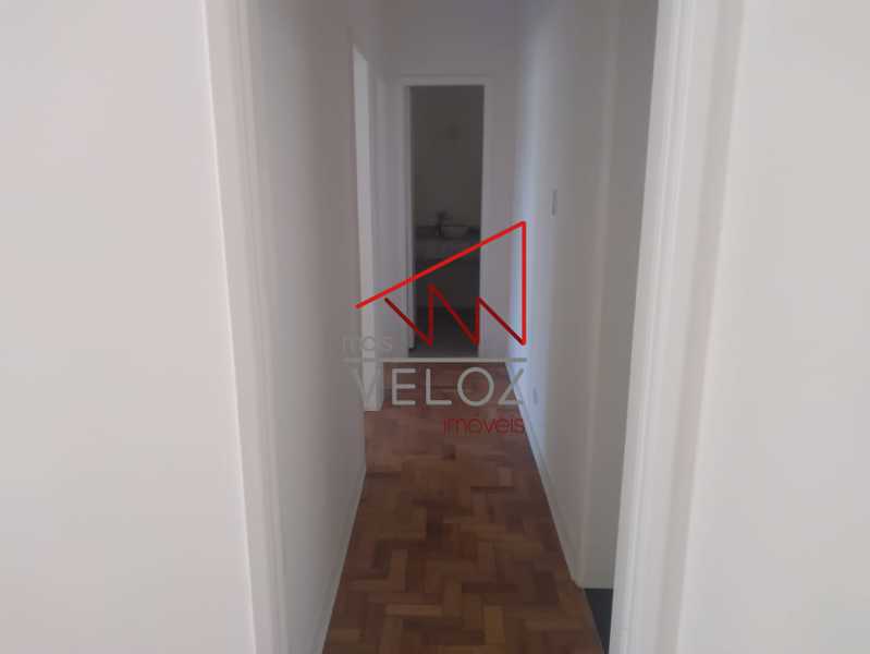 Apartamento à venda com 2 quartos, 77m² - Foto 7