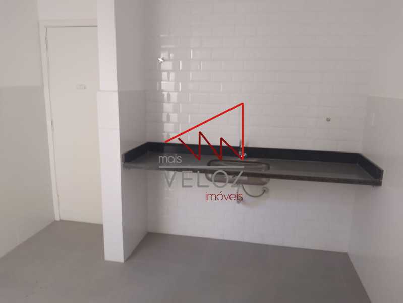 Apartamento à venda com 2 quartos, 77m² - Foto 14