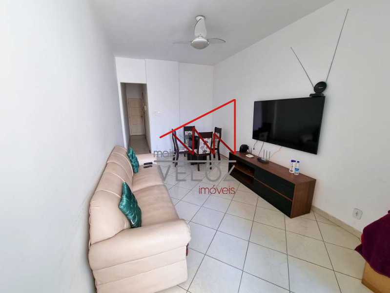 Apartamento à venda com 1 quarto, 52m² - Foto 8