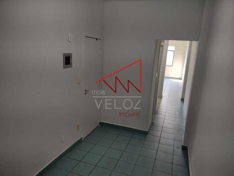 Kitnet e Studio à venda, 27m² - Foto 2