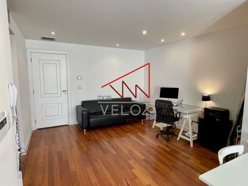 Apartamento à venda com 1 quarto, 65m² - Foto 5