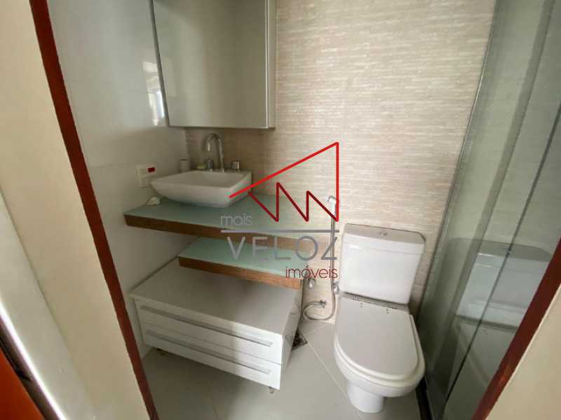 Apartamento à venda com 2 quartos, 70m² - Foto 16