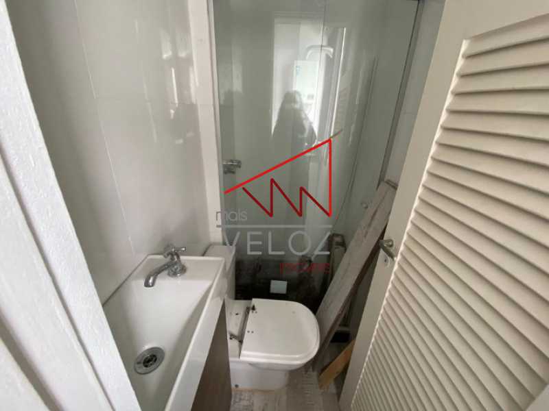 Apartamento à venda com 2 quartos, 70m² - Foto 20