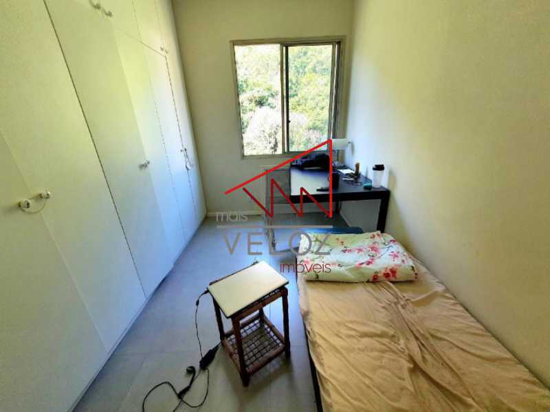 Apartamento à venda com 2 quartos, 70m² - Foto 10