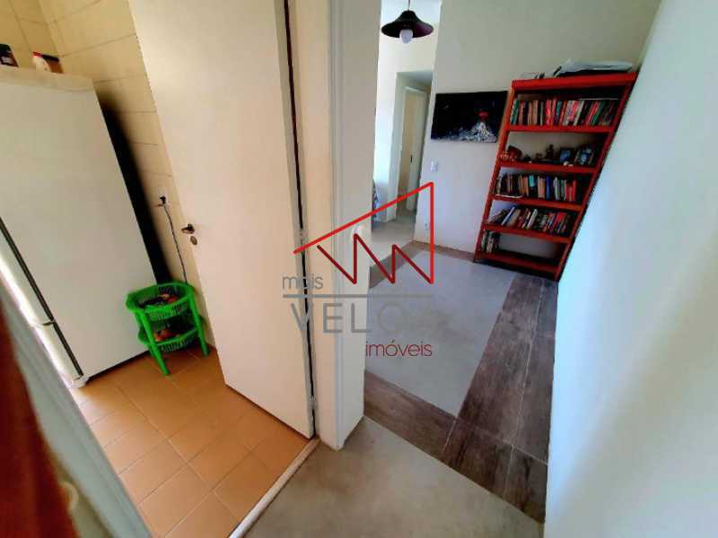 Apartamento à venda com 2 quartos, 70m² - Foto 15