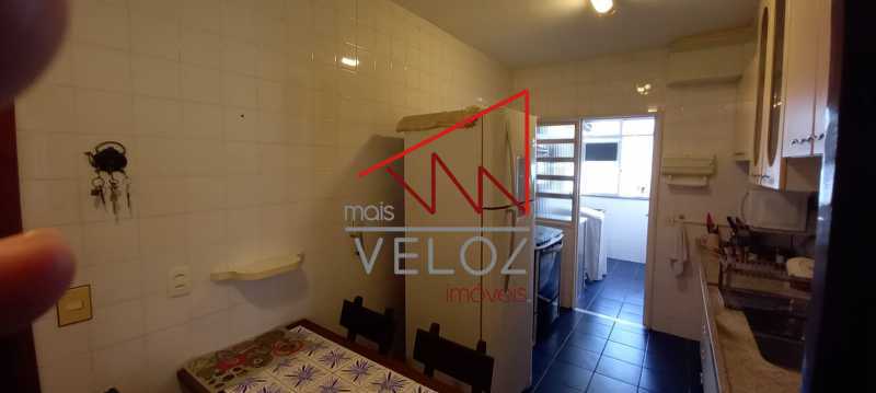 Apartamento à venda com 3 quartos, 101m² - Foto 8