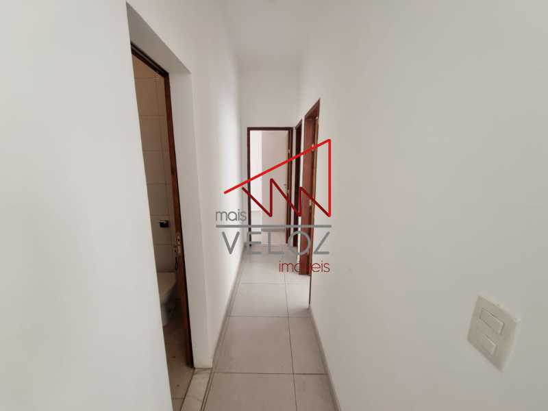 Apartamento à venda com 3 quartos, 75m² - Foto 4