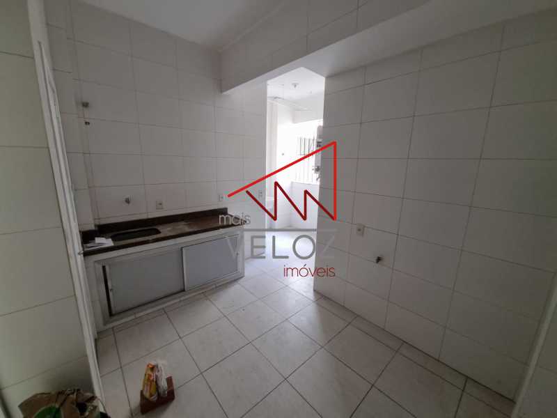 Apartamento à venda com 3 quartos, 75m² - Foto 14