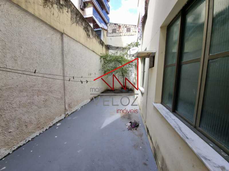 Apartamento à venda com 3 quartos, 75m² - Foto 22