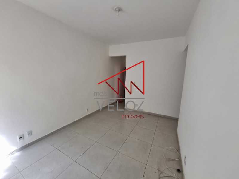 Apartamento à venda com 3 quartos, 75m² - Foto 25