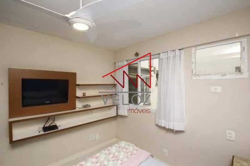 Apartamento à venda com 2 quartos, 75m² - Foto 3