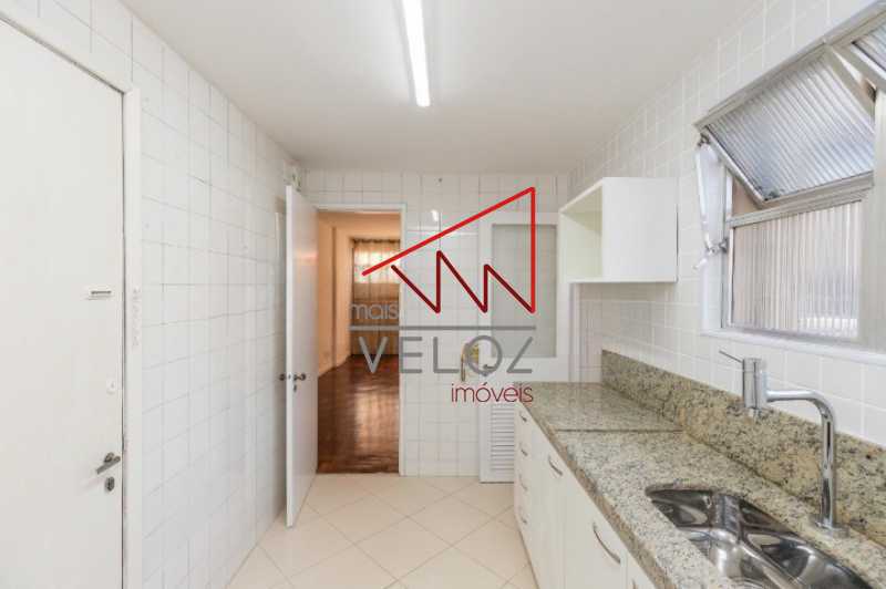 Apartamento à venda com 2 quartos, 75m² - Foto 15