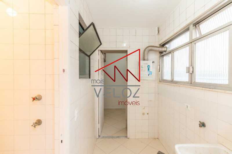 Apartamento à venda com 2 quartos, 75m² - Foto 18