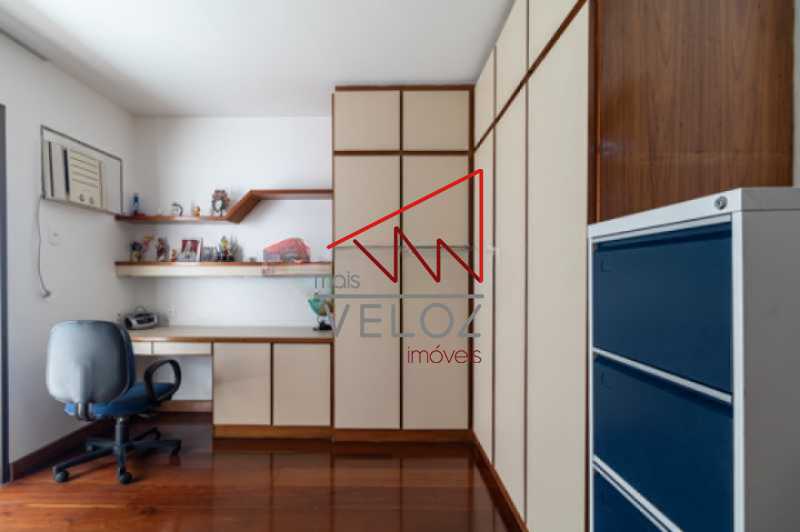 Apartamento à venda com 4 quartos, 222m² - Foto 16