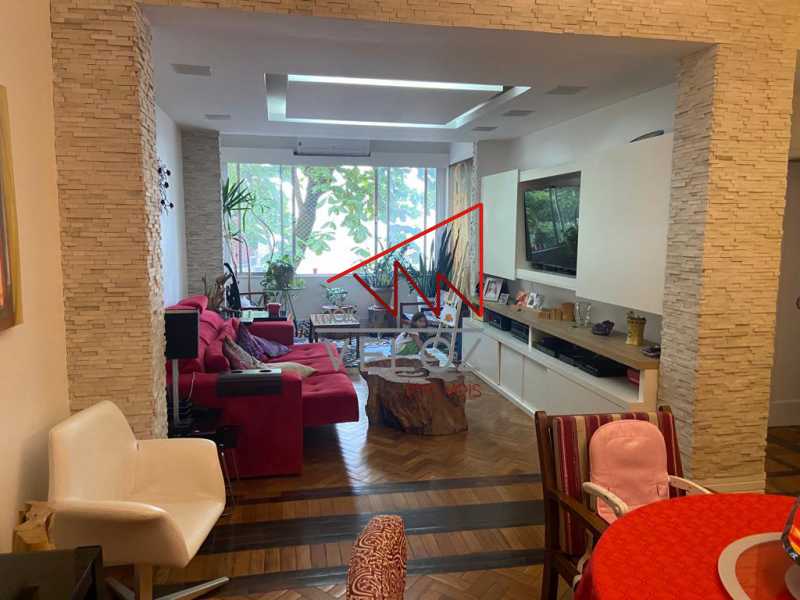 Apartamento à venda com 3 quartos, 134m² - Foto 4