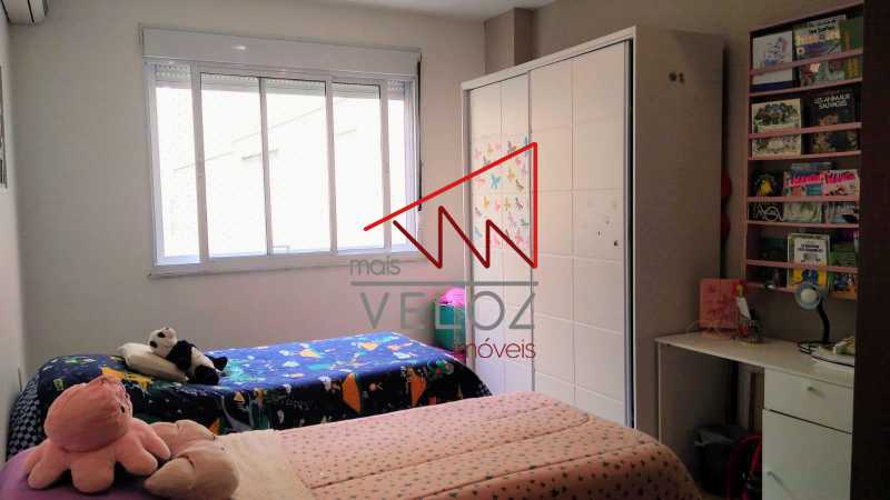 Apartamento à venda com 3 quartos, 123m² - Foto 29