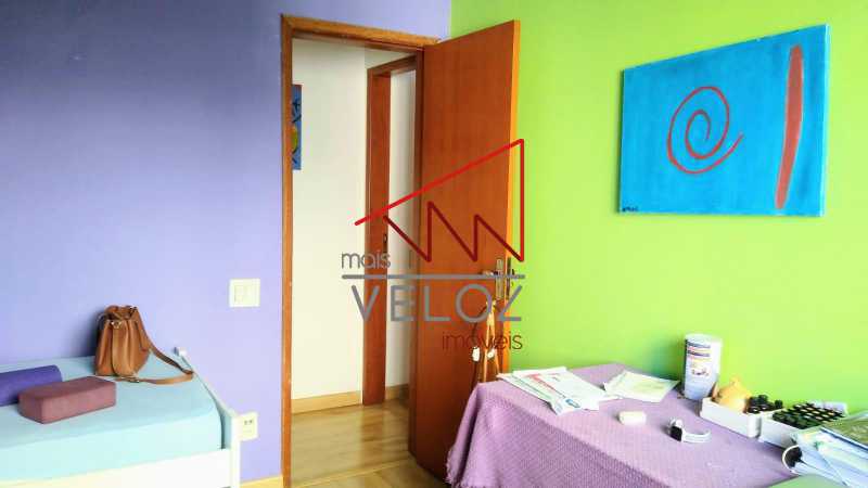 Apartamento à venda com 3 quartos, 123m² - Foto 28