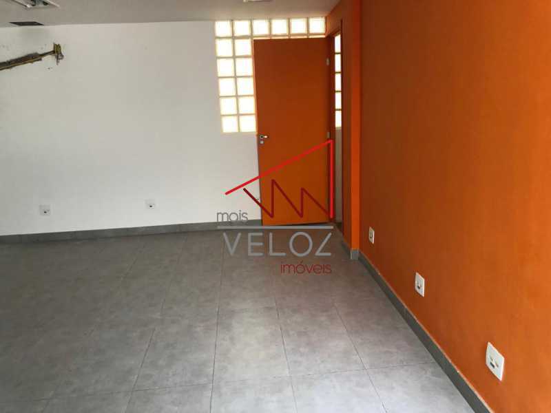 Sala-Conjunto, 210 m² - Foto 2