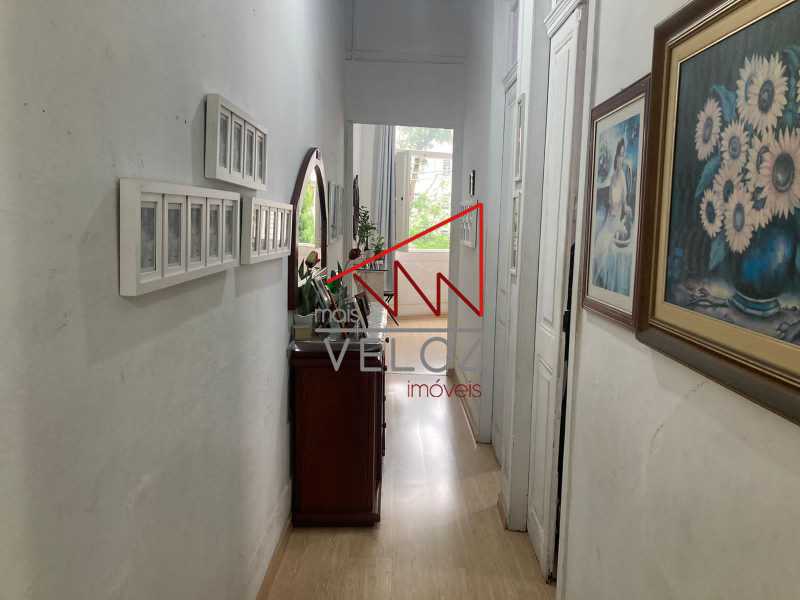 Casa à venda com 2 quartos, 125m² - Foto 11