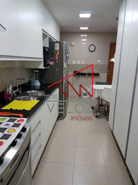 Apartamento à venda com 4 quartos, 200m² - Foto 18