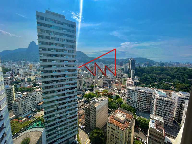 Apartamento à venda com 3 quartos, 94m² - Foto 1