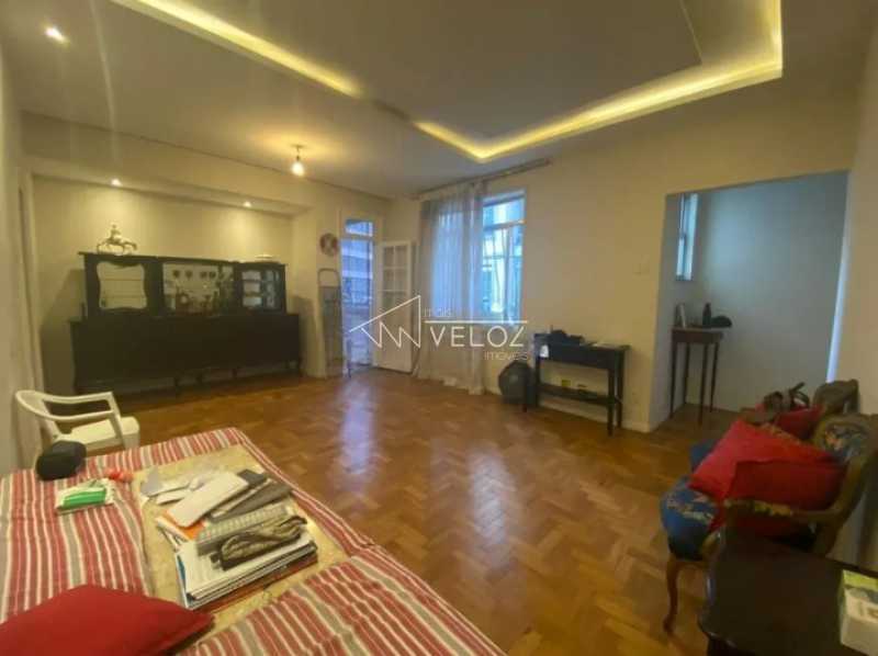 Apartamento à venda com 3 quartos, 129m² - Foto 1