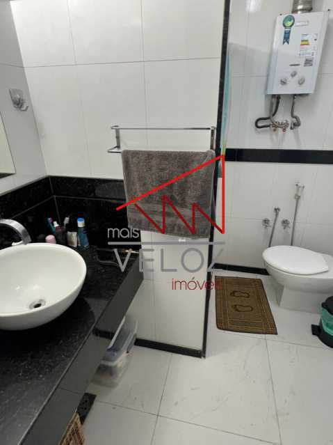 Apartamento à venda com 2 quartos, 77m² - Foto 10