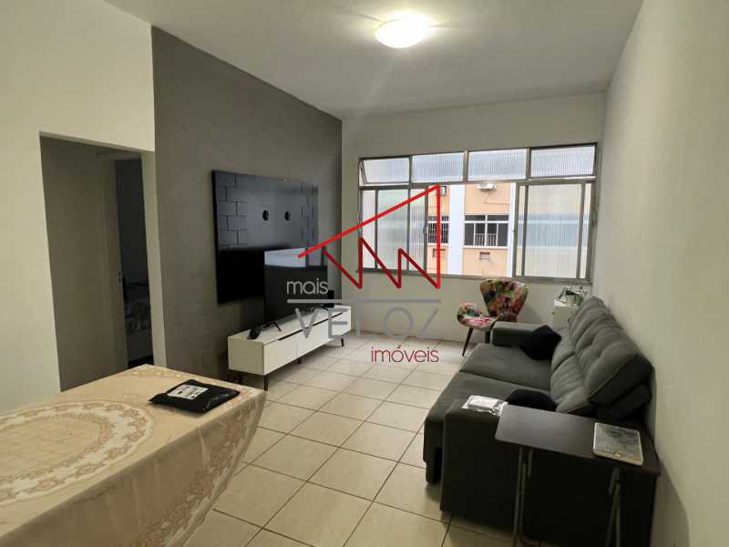 Apartamento à venda com 2 quartos, 77m² - Foto 3