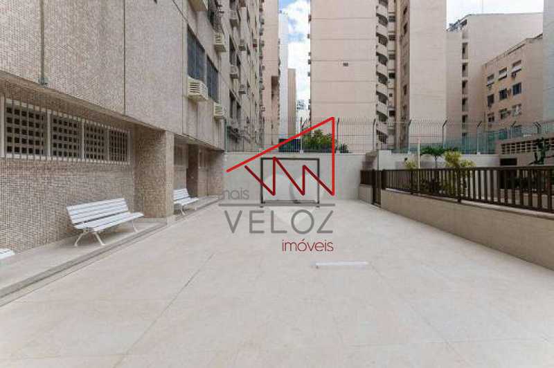 Apartamento à venda com 4 quartos, 200m² - Foto 13