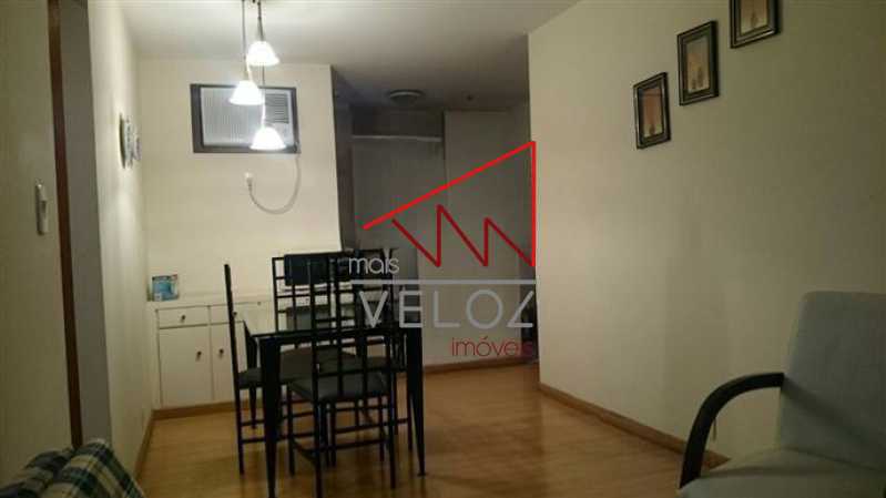 Apartamento à venda com 2 quartos, 57m² - Foto 2