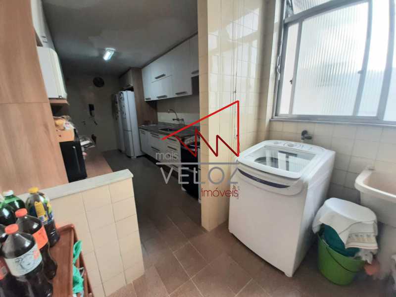 Apartamento à venda com 3 quartos, 123m² - Foto 12