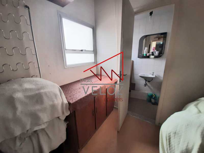 Apartamento à venda com 3 quartos, 123m² - Foto 13