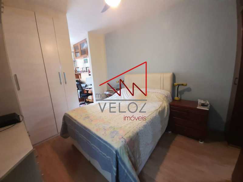 Apartamento à venda com 3 quartos, 123m² - Foto 23