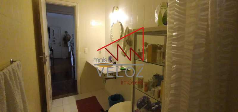 Apartamento à venda com 3 quartos, 133m² - Foto 13