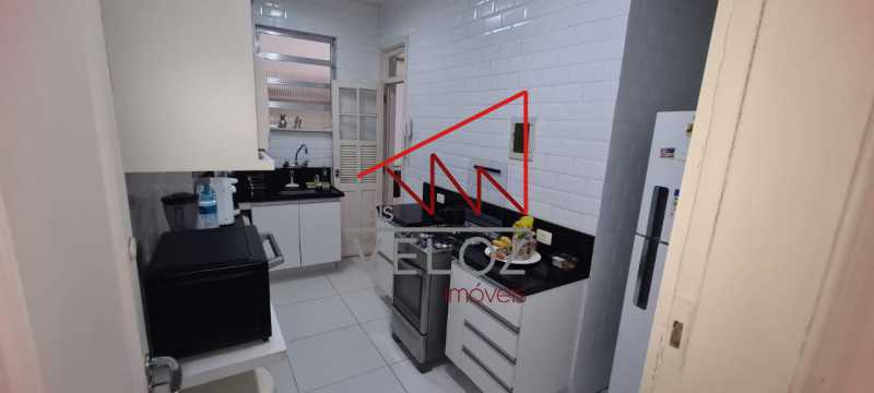 Apartamento à venda com 3 quartos, 85m² - Foto 18