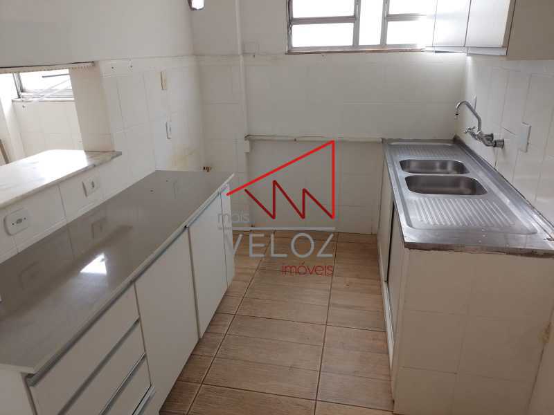 Apartamento à venda com 3 quartos, 280m² - Foto 7