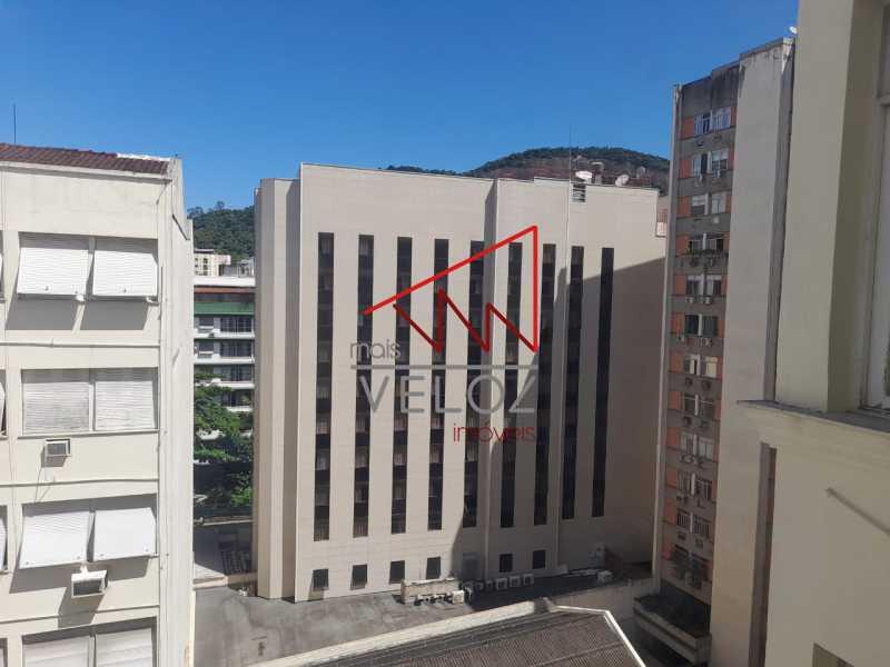 Apartamento à venda com 3 quartos, 212m² - Foto 1